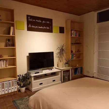 Maison Ch 4 Proche Gare Charleroi-Sud Et Aeroport Bxl Sud 民宿